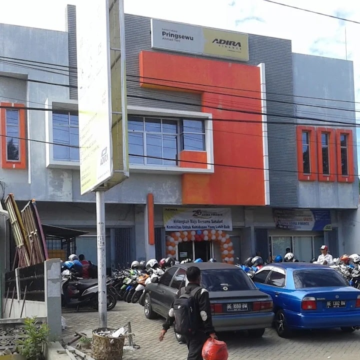 adira mobil pringsewu